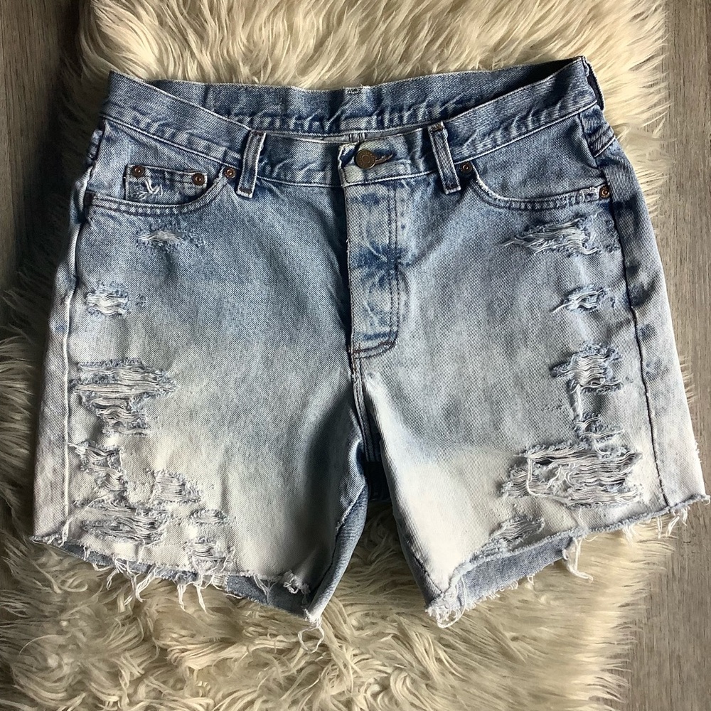 Vintage Lee distressed mom jean shorts ripped ombré 32